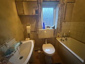 Photo 7- click for photo gallery